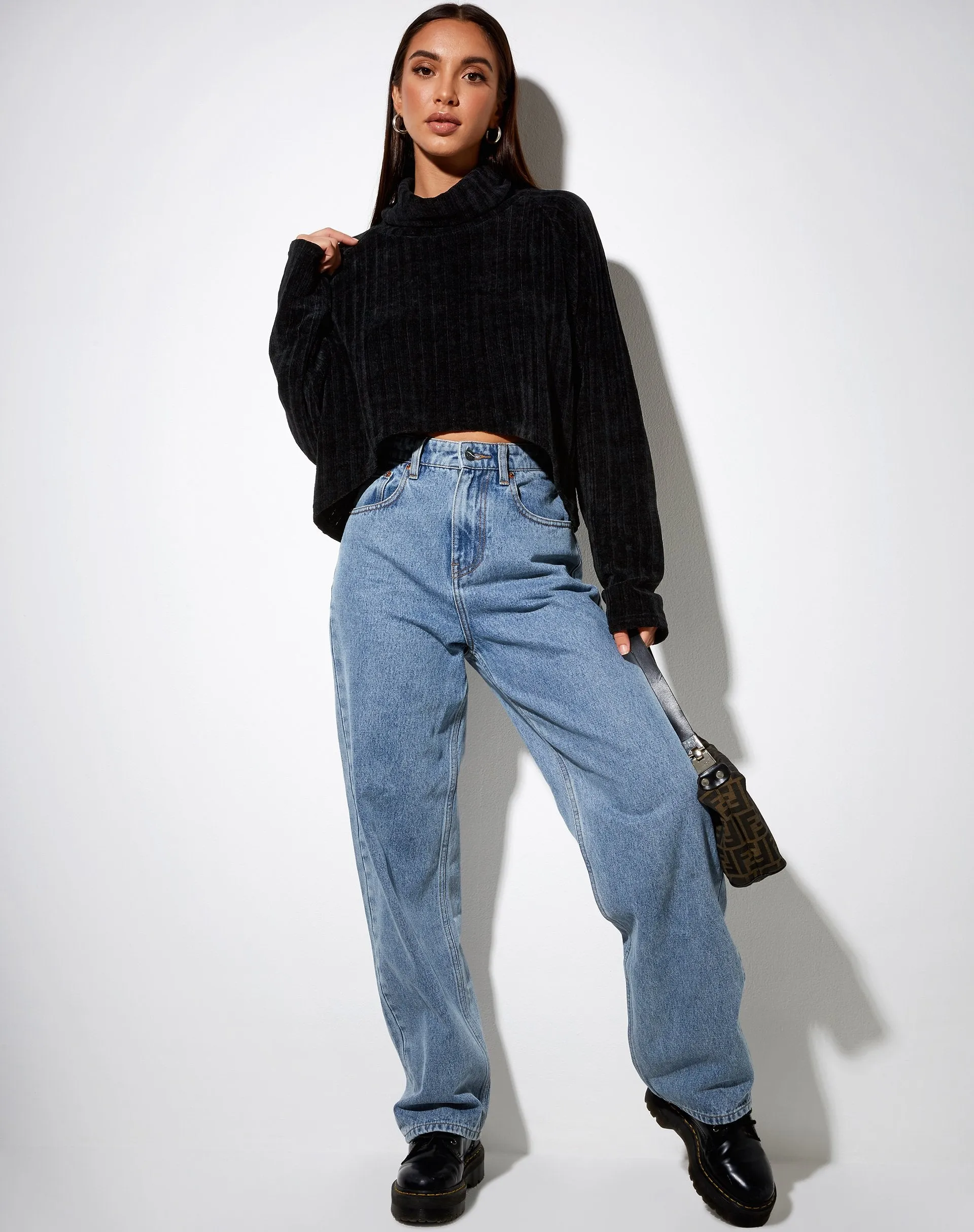 Evie Cropped Jumper in Chenille Black