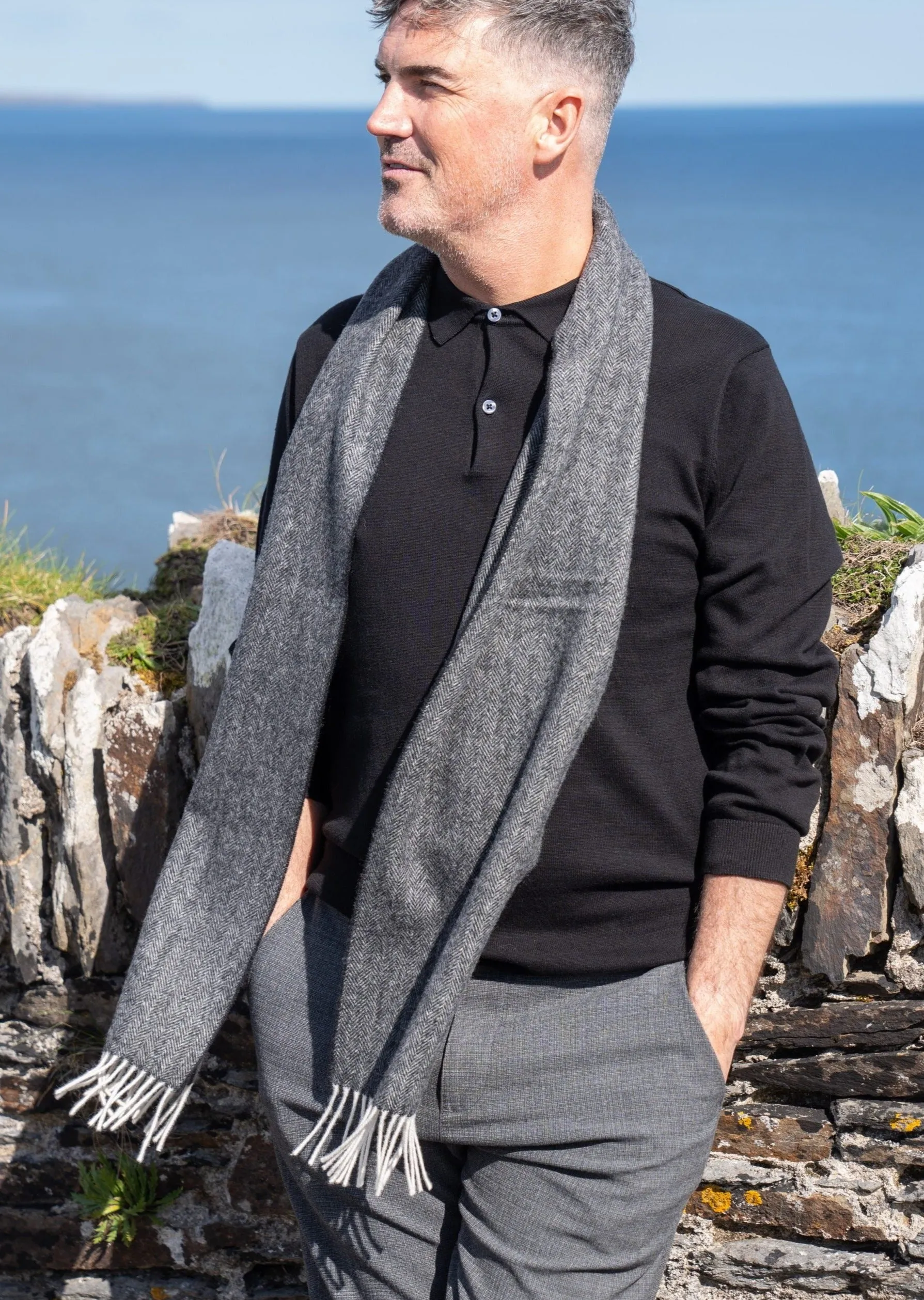 John Hanly Lambswool Scarf | Charcoal Herringbone