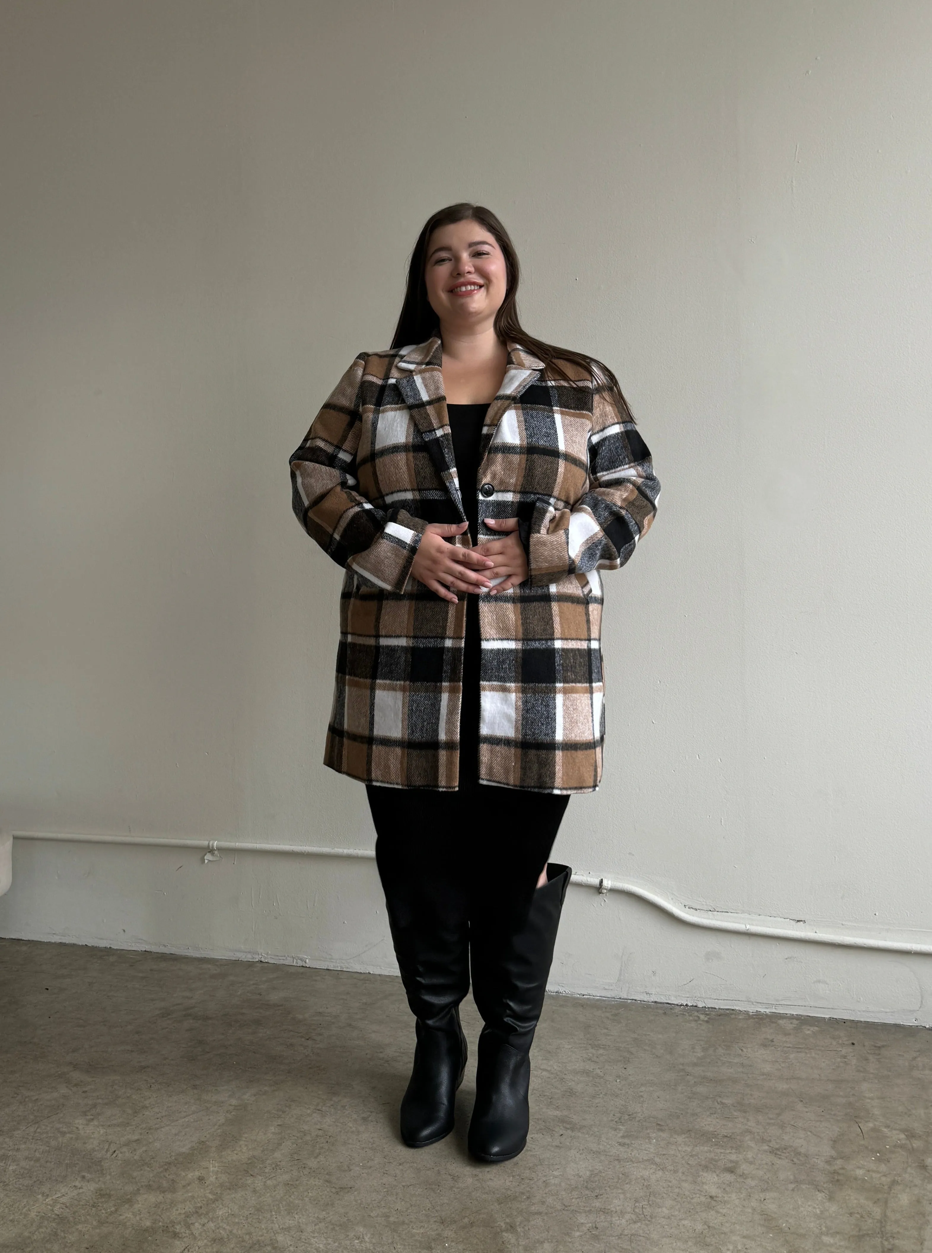 Plus Size Relaxed Fit Plaid Coat