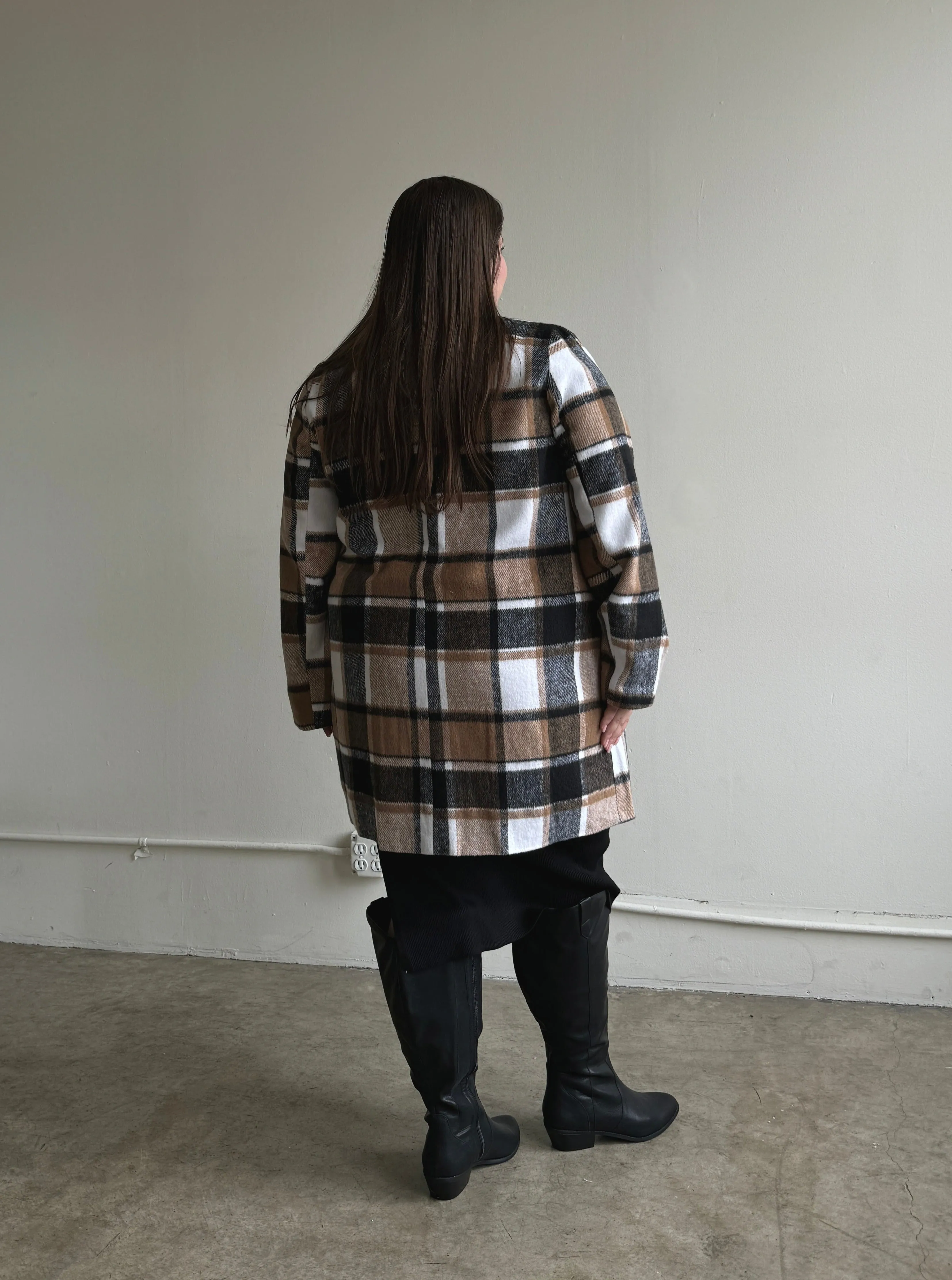 Plus Size Relaxed Fit Plaid Coat