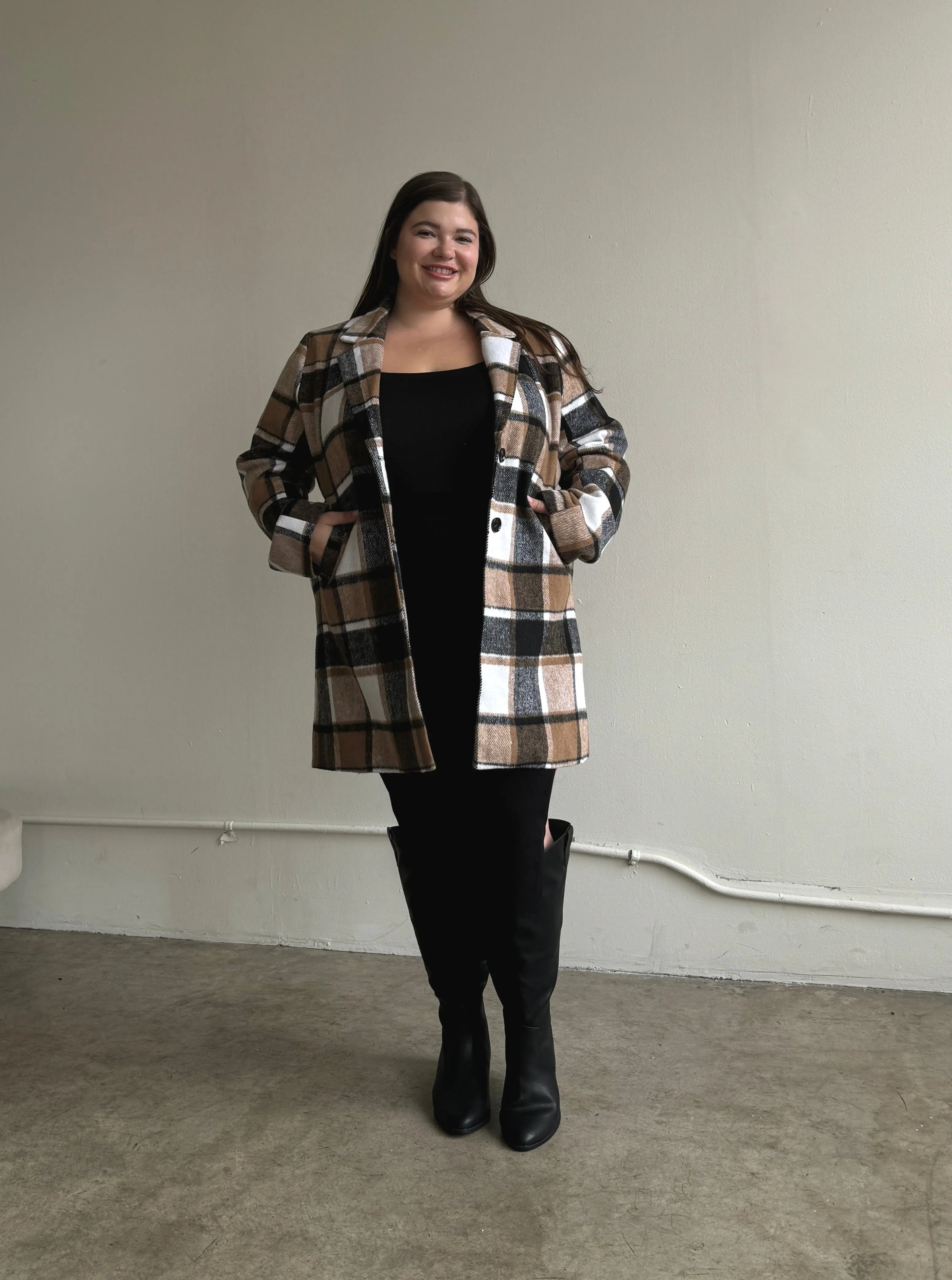 Plus Size Relaxed Fit Plaid Coat