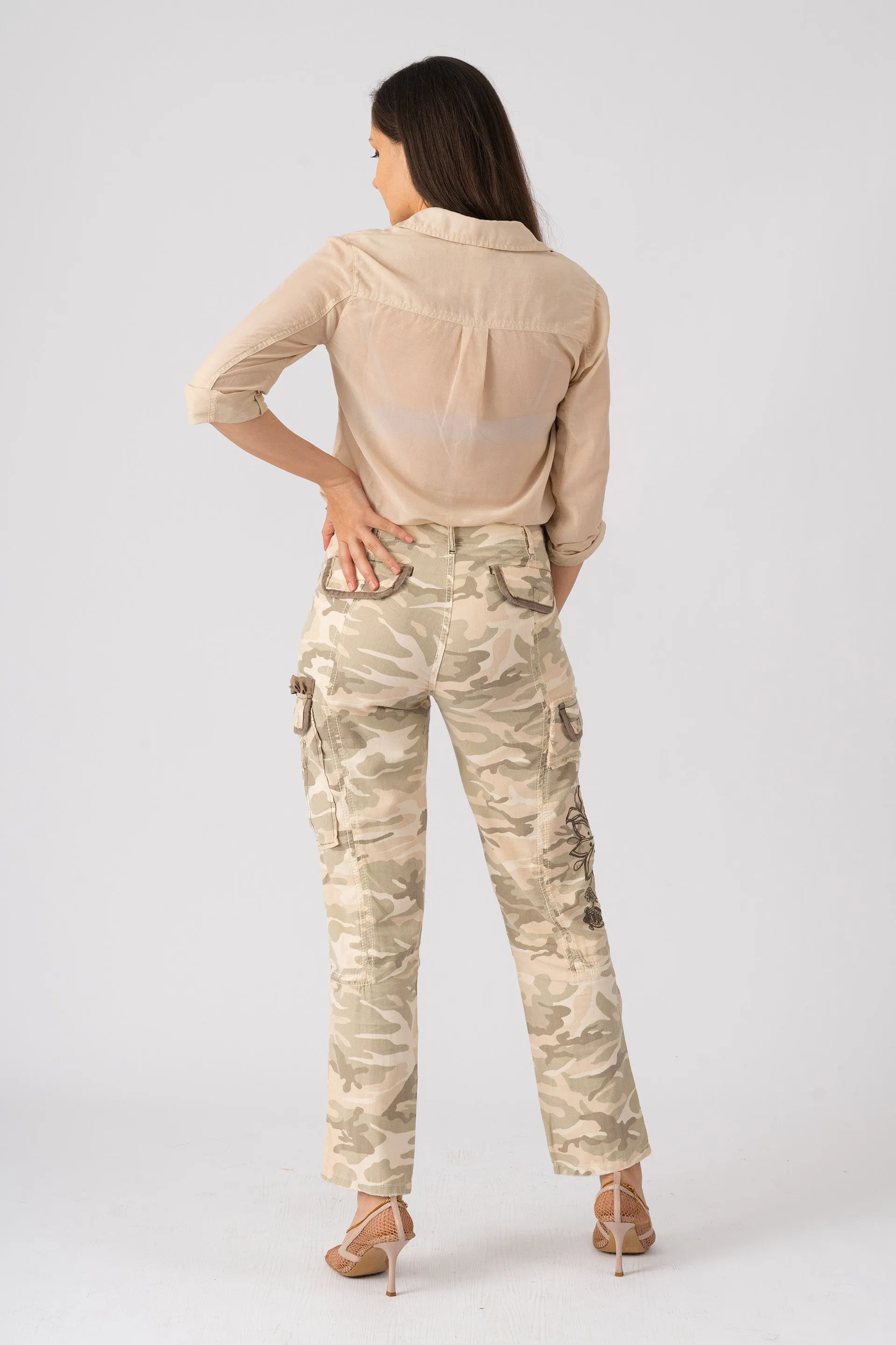 Tencel cargo pants with embroidery in White Camo